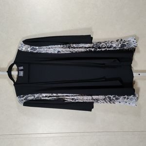 05195 Chico's black w/taupe snake print Kimono jacket 2 L
